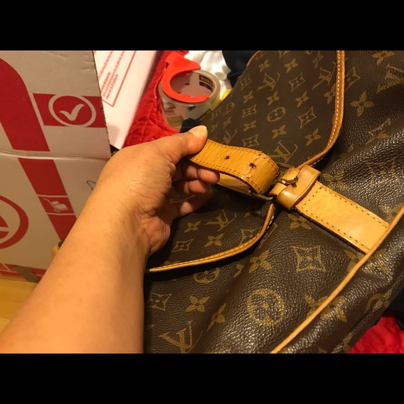 Louis Vuitton Saumur 35 Sold - Picture 3 of 8